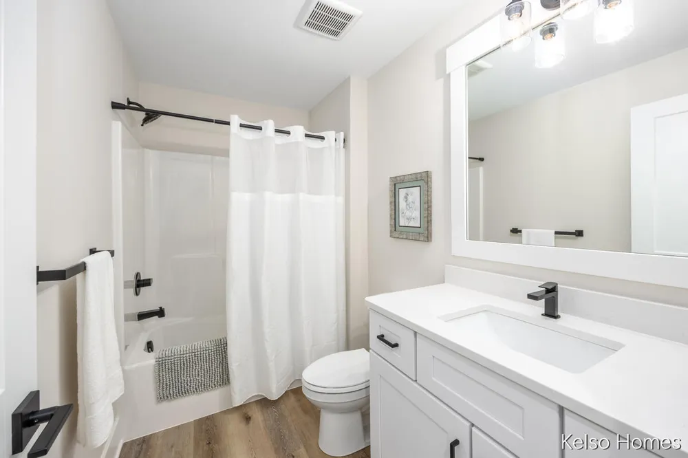 1189 Gleneagle Trail #37 Georgetown Charter Township, MI 49426