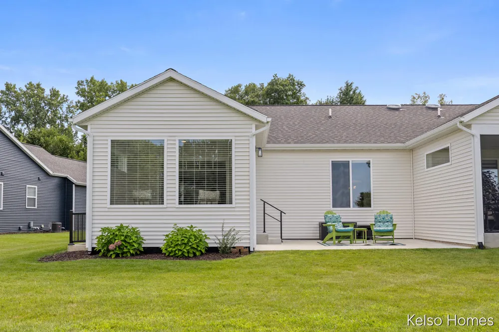 1189 Gleneagle Trail #37 Georgetown Charter Township, MI 49426