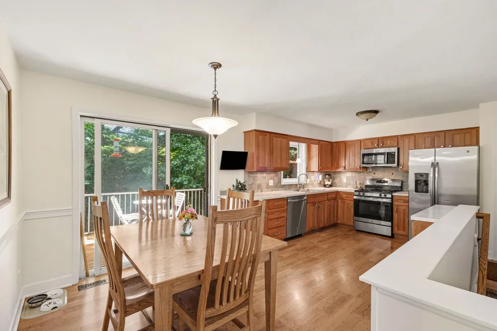 5880 Edajean Ridge Drive NE Plainfield Charter Township, MI 49321