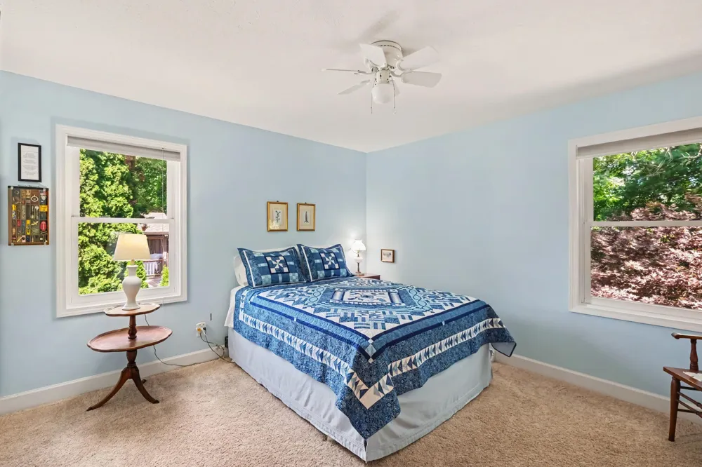 5880 Edajean Ridge Drive NE Plainfield Charter Township, MI 49321