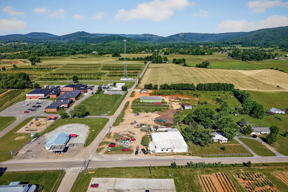 8526 Beersheba Hwy McMinnville, TN 37110