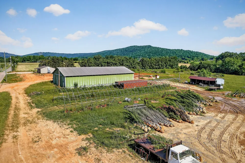 8526 Beersheba Hwy McMinnville, TN 37110