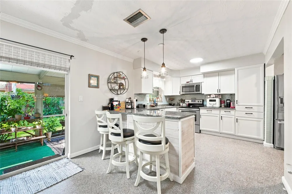 1540 NE 34th St Pompano Beach, FL 33064