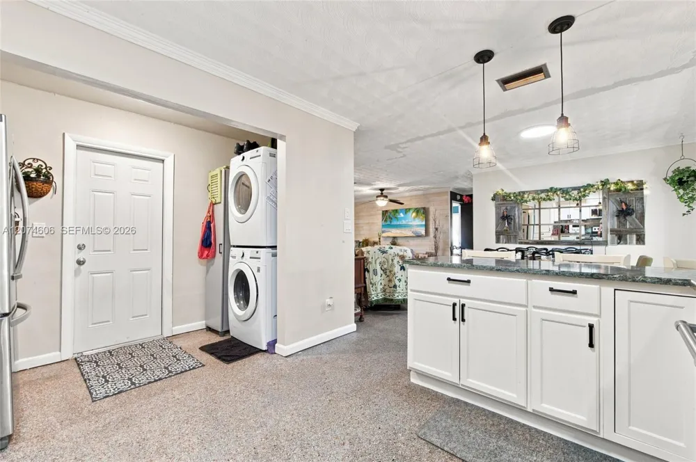 1540 NE 34th St Pompano Beach, FL 33064