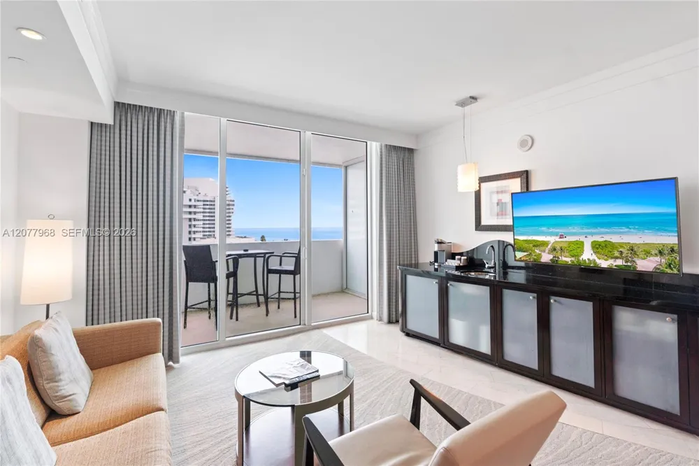 4391 Collins Ave #803 Miami Beach, FL 33140