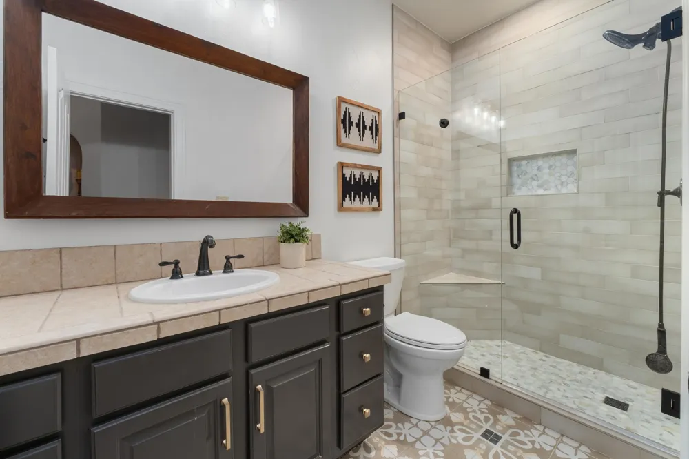 416 Shadywood Lane Dripping Springs, TX 78620