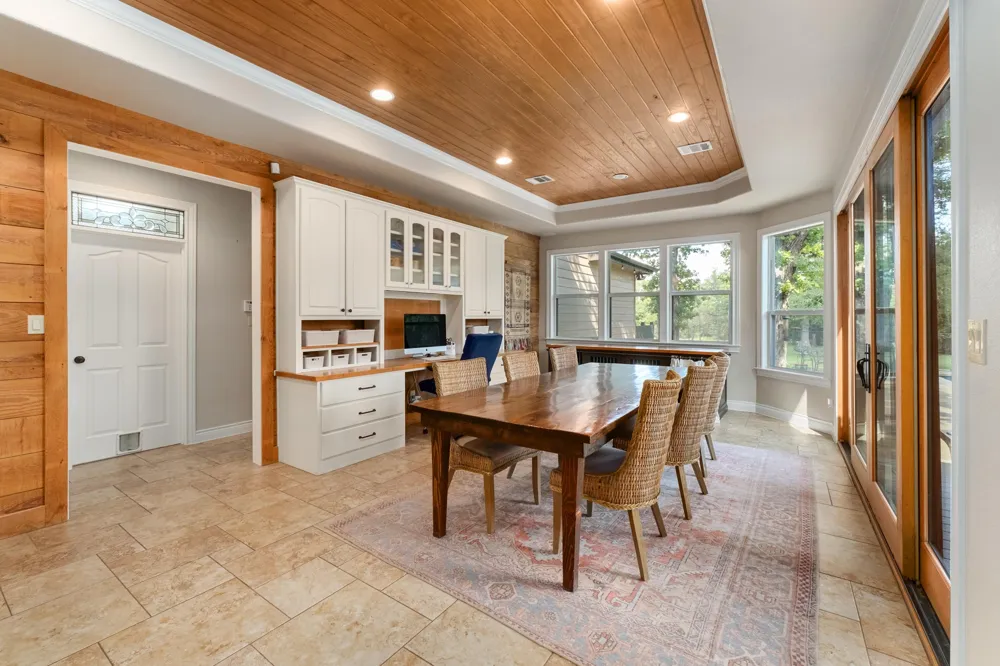 416 Shadywood Lane Dripping Springs, TX 78620