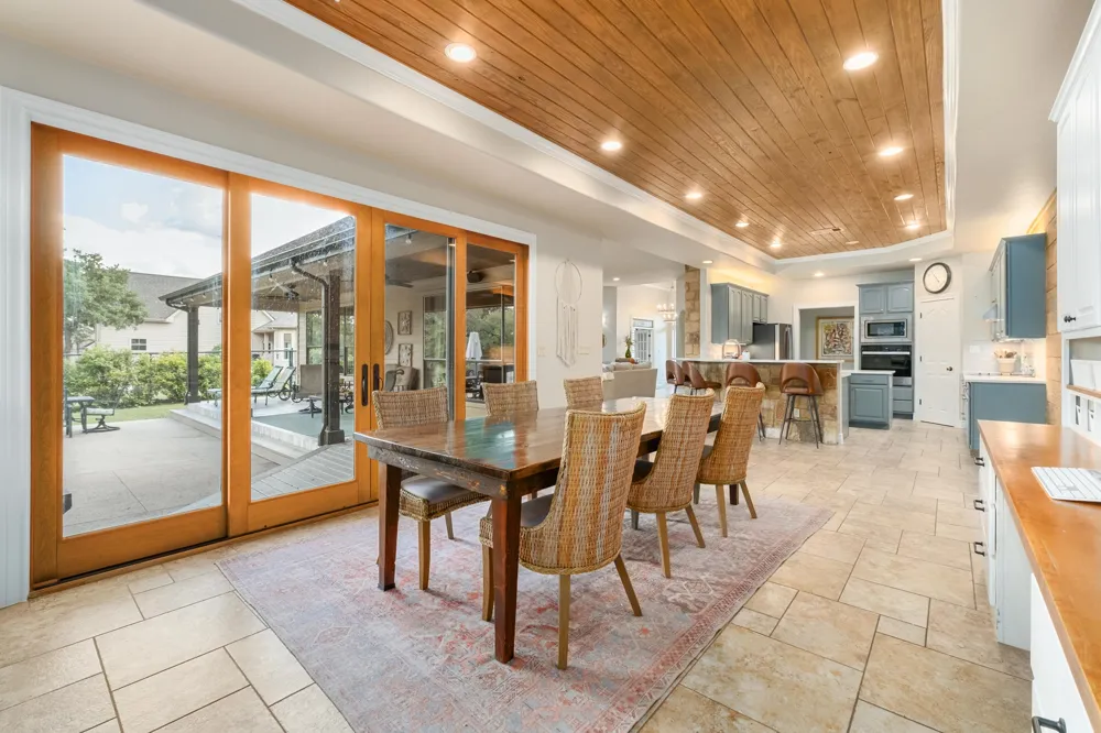 416 Shadywood Lane Dripping Springs, TX 78620