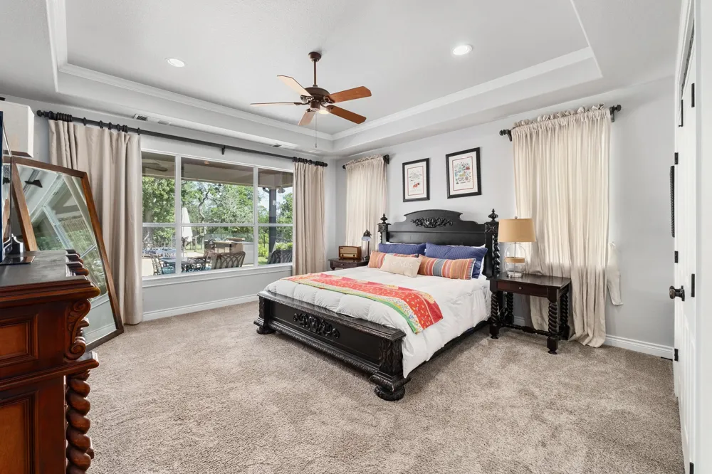 416 Shadywood Lane Dripping Springs, TX 78620