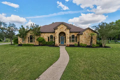 416 Shadywood Lane