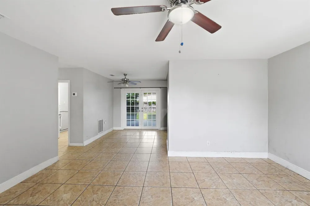3100 SW 33rd Avenue West Park, FL 33023