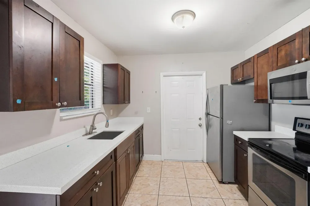 3100 SW 33rd Avenue West Park, FL 33023
