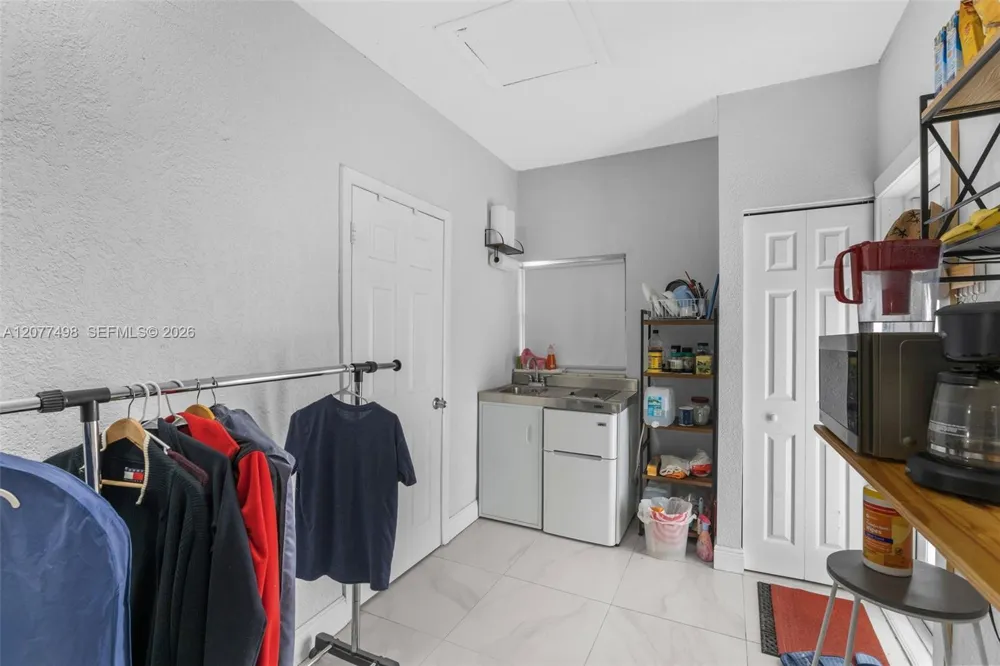 4901 NW 10th Ave #2 Miami, FL 33127