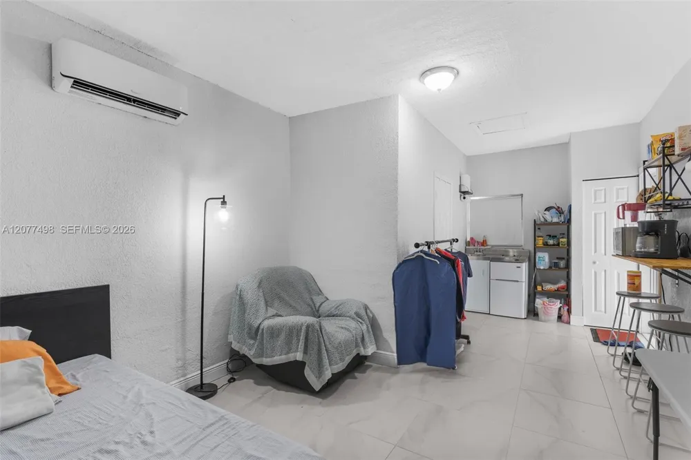 4901 NW 10th Ave #2 Miami, FL 33127