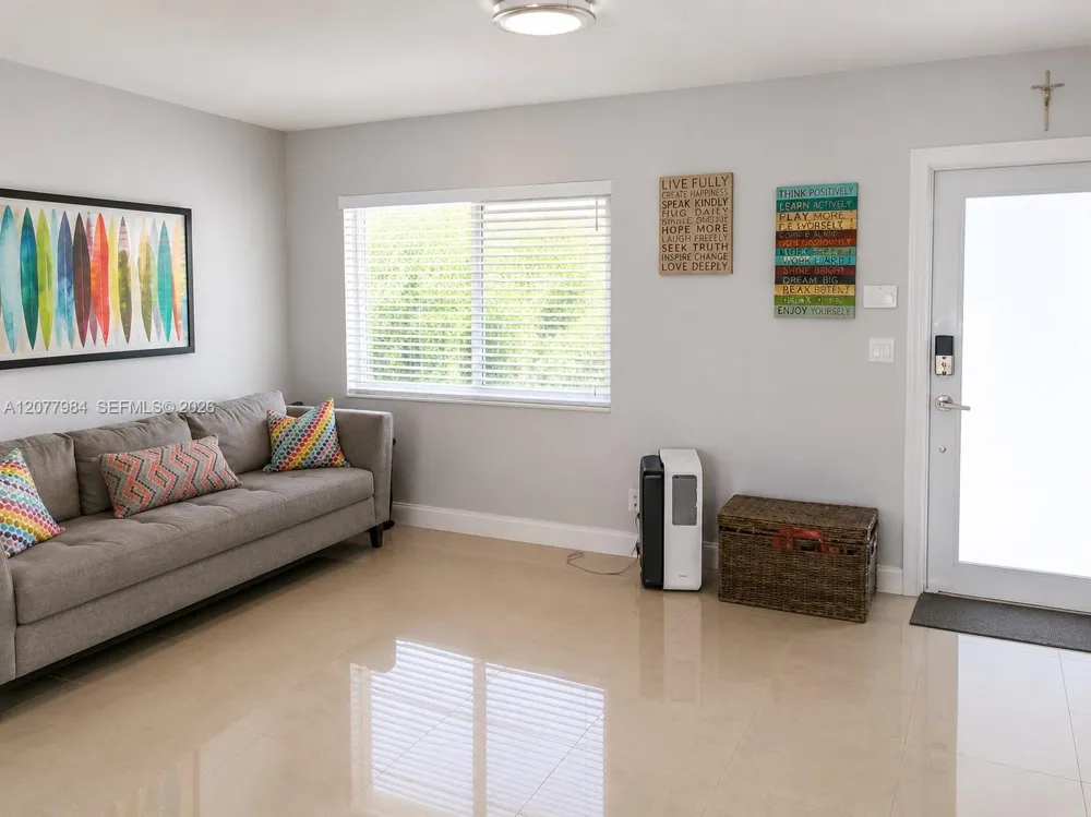 525 NW 23rd Ave Miami, FL 33125