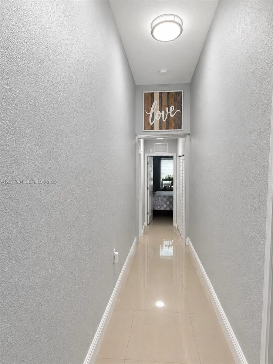 525 NW 23rd Ave Miami, FL 33125