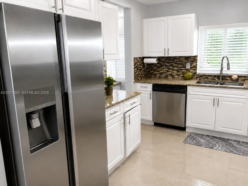 525 NW 23rd Ave Miami, FL 33125
