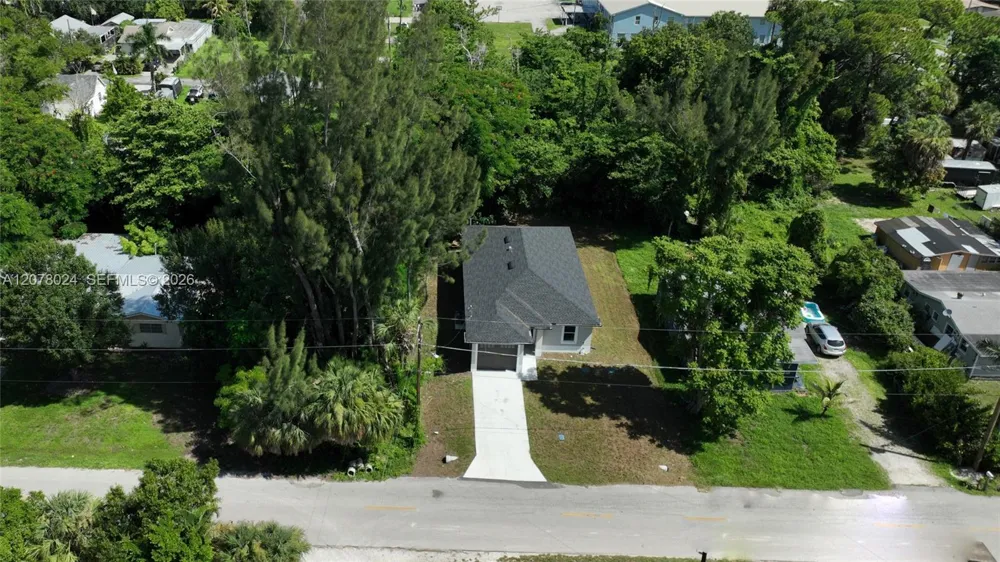 2323 Unity Ave. Fort Myers, FL 33901