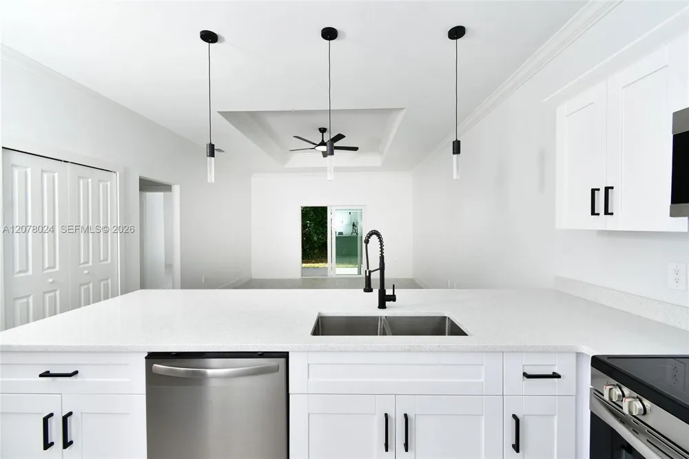 2323 Unity Ave. Fort Myers, FL 33901