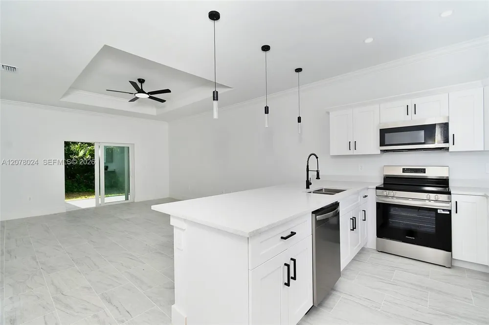 2323 Unity Ave. Fort Myers, FL 33901