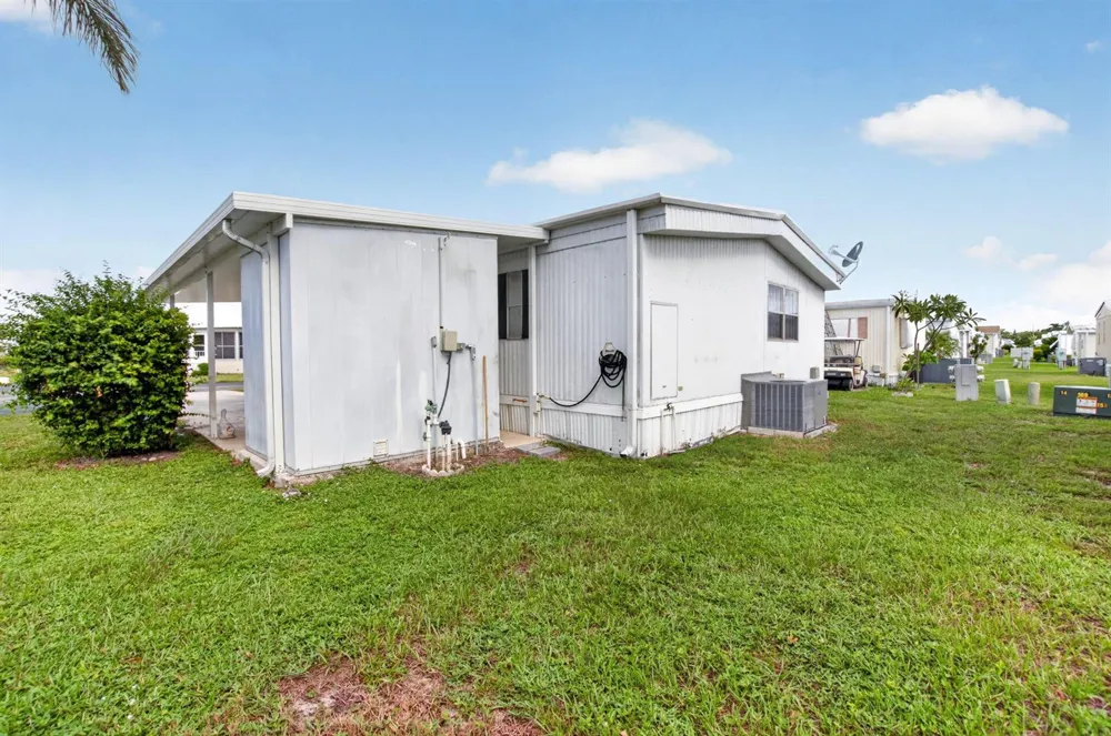 39019 GAYLE BAY Boynton Beach, FL 33436