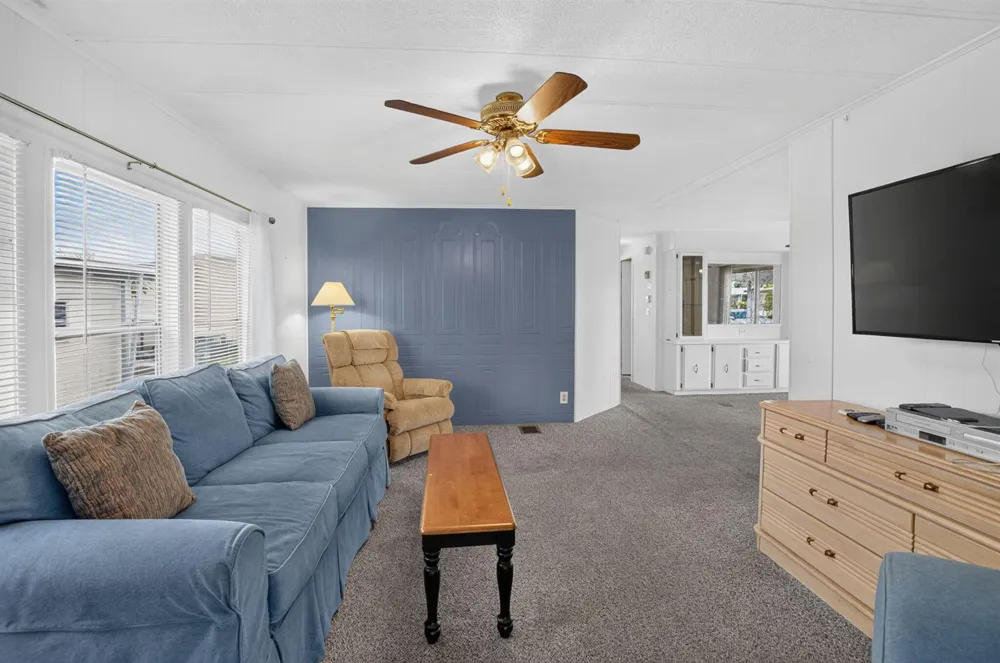 39019 GAYLE BAY Boynton Beach, FL 33436