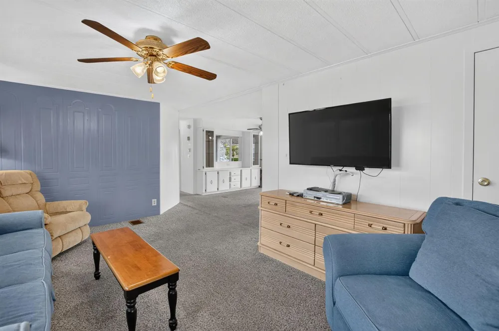 39019 GAYLE BAY Boynton Beach, FL 33436