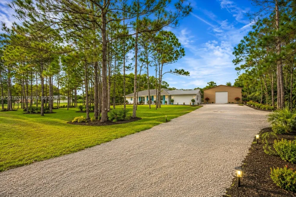 17107 84th Ct N Loxahatchee, FL 33470