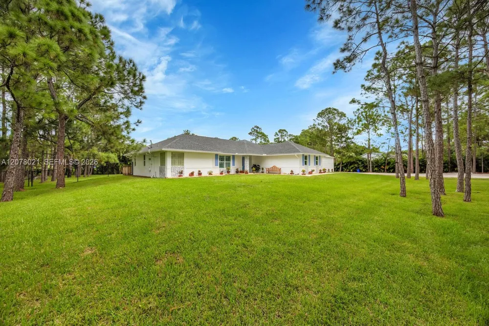 17107 84th Ct N Loxahatchee, FL 33470