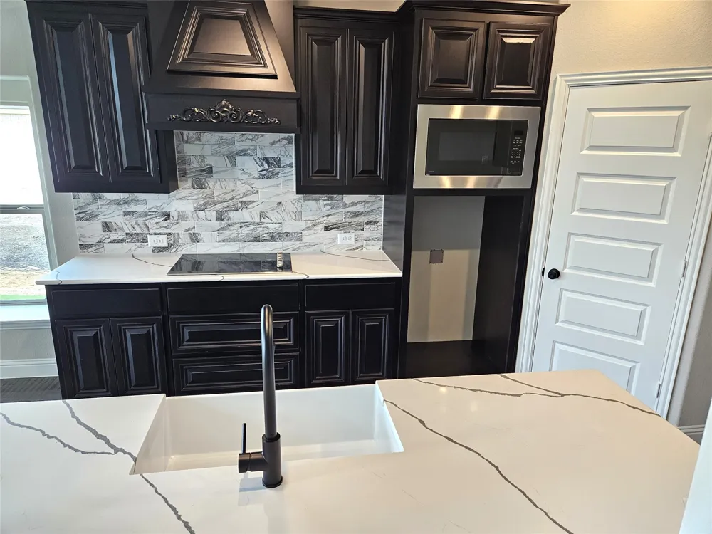 2705 Silo Lane Van Alstyne, TX 75495
