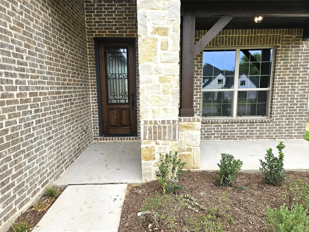 2705 Silo Lane Van Alstyne, TX 75495