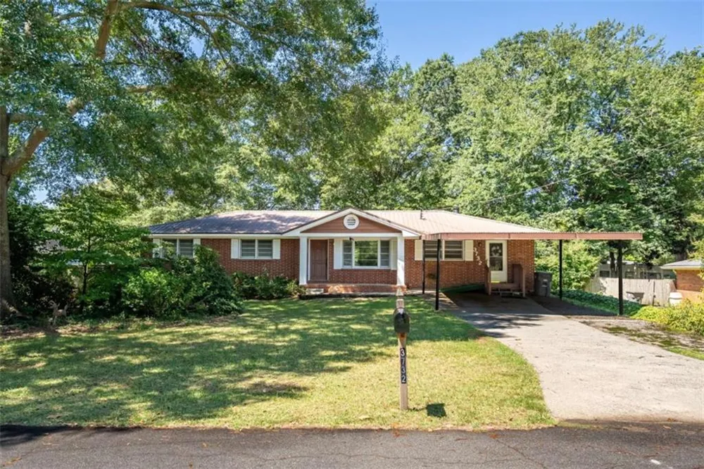3732 Debbie Lane Powder Springs, GA 30127