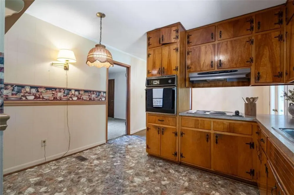 3732 Debbie Lane Powder Springs, GA 30127