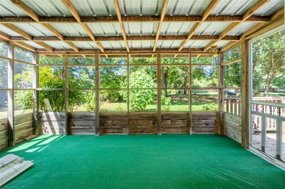3732 Debbie Lane Powder Springs, GA 30127