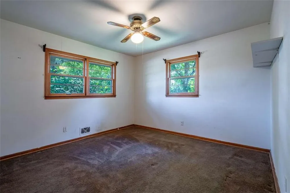3732 Debbie Lane Powder Springs, GA 30127
