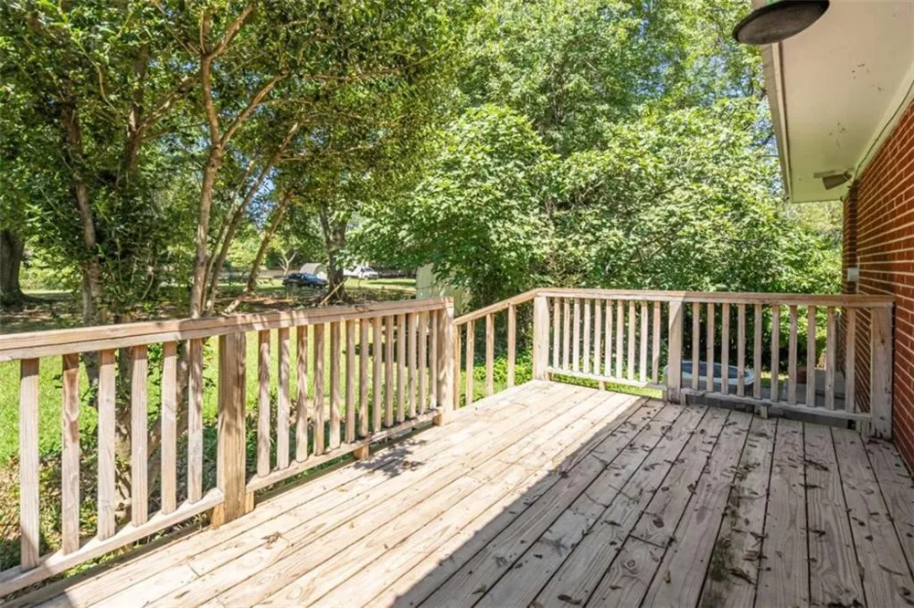 3732 Debbie Lane Powder Springs, GA 30127