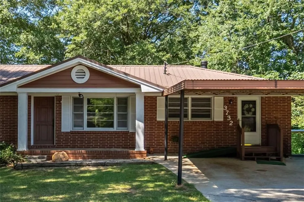 3732 Debbie Lane Powder Springs, GA 30127