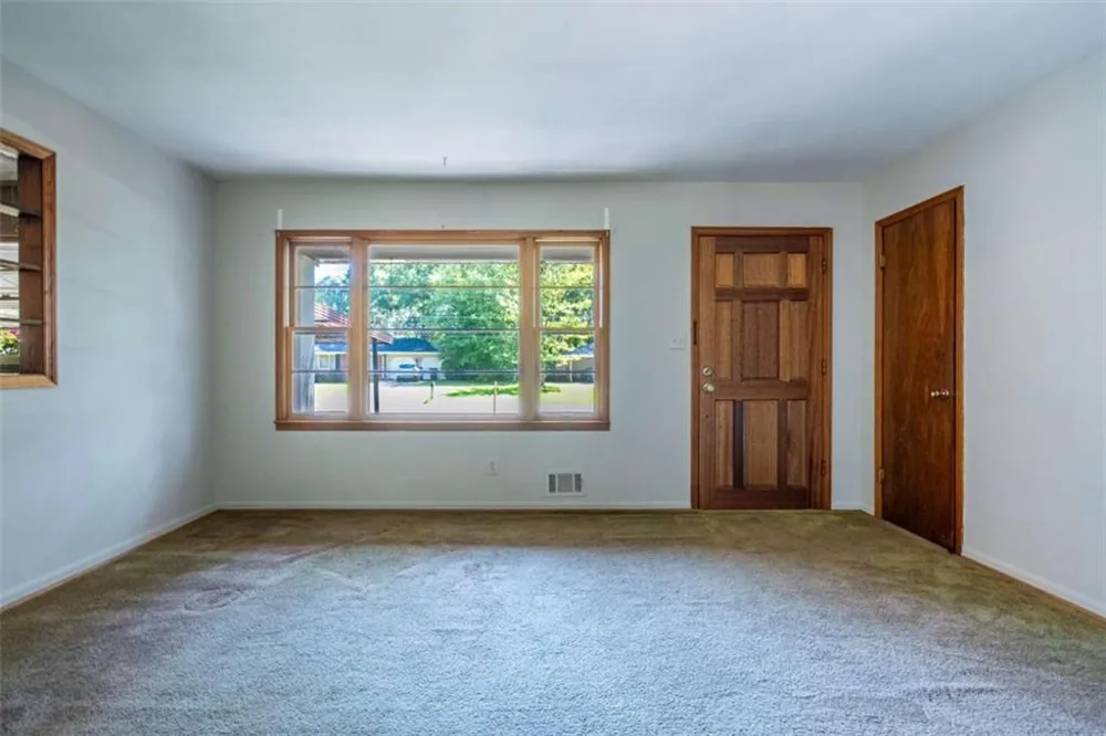 3732 Debbie Lane Powder Springs, GA 30127