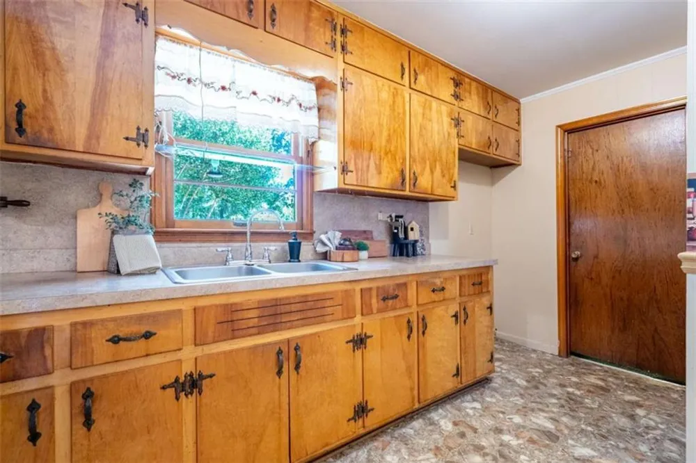 3732 Debbie Lane Powder Springs, GA 30127