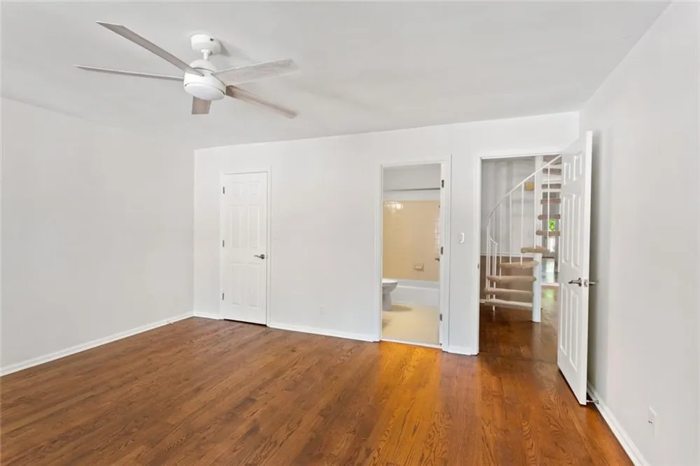 208 Bridge Lane SE Smyrna, GA 30082