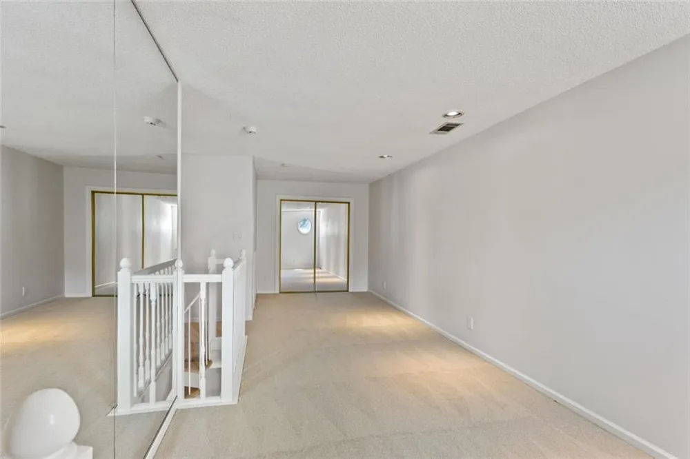 208 Bridge Lane SE Smyrna, GA 30082