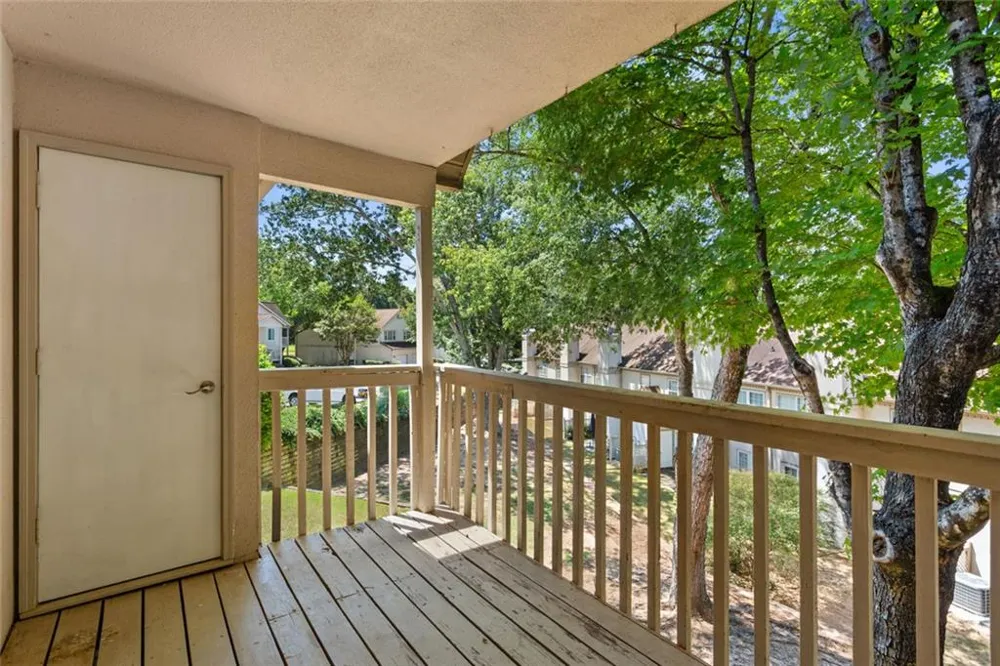 208 Bridge Lane SE Smyrna, GA 30082