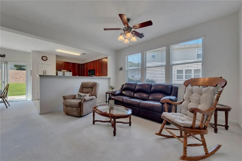 313 Oak Leaf Place Acworth, GA 30102