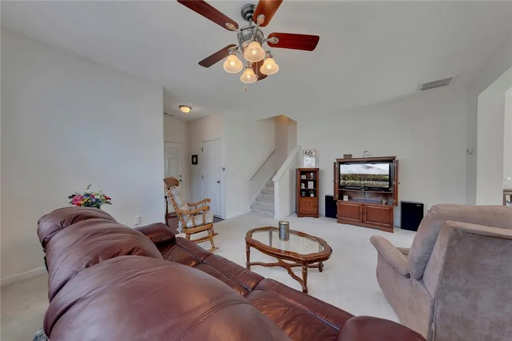 313 Oak Leaf Place Acworth, GA 30102