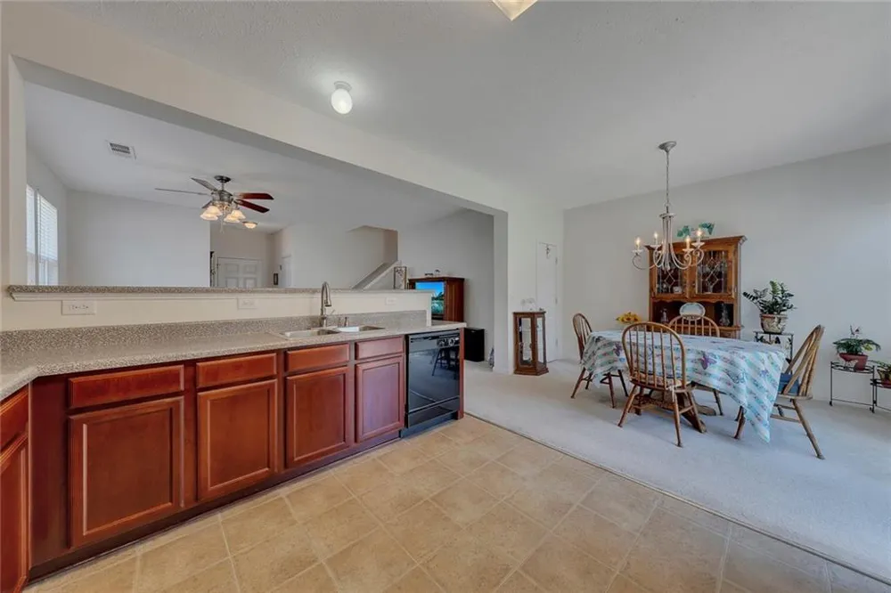 313 Oak Leaf Place Acworth, GA 30102