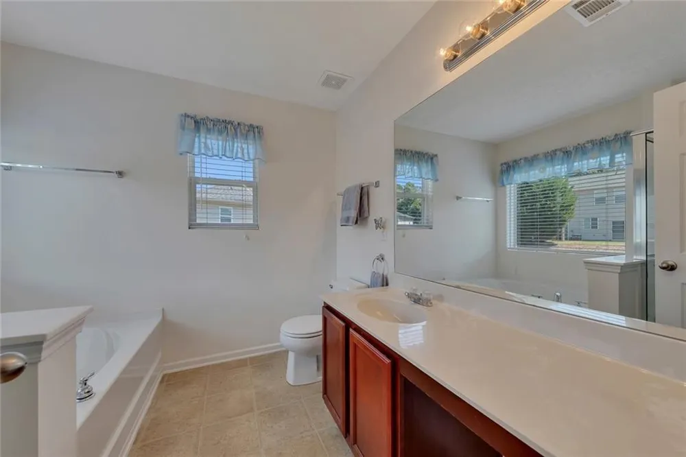 313 Oak Leaf Place Acworth, GA 30102