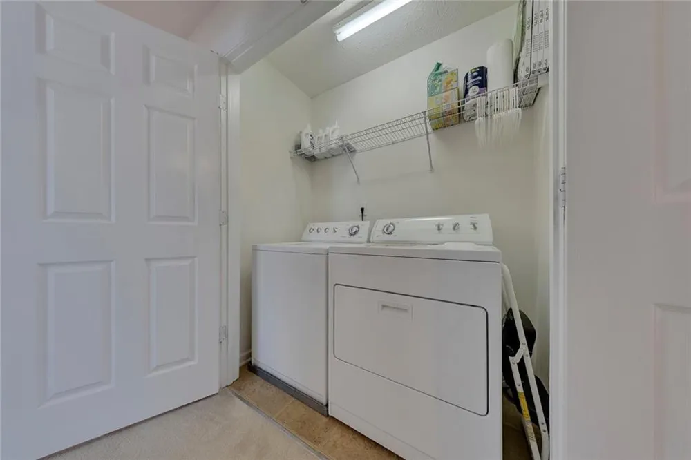 313 Oak Leaf Place Acworth, GA 30102