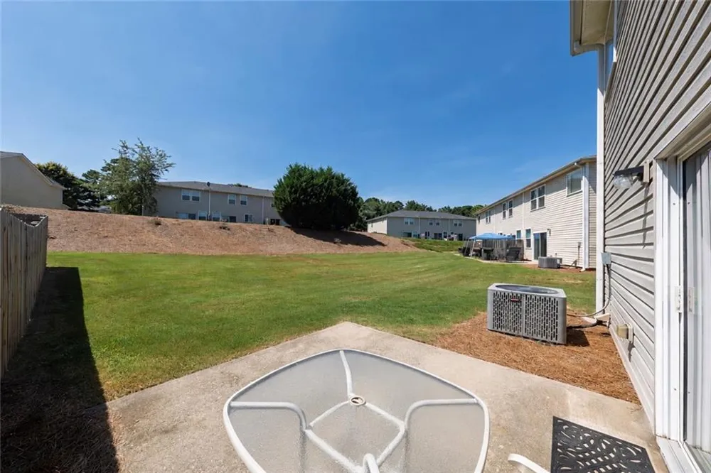 313 Oak Leaf Place Acworth, GA 30102
