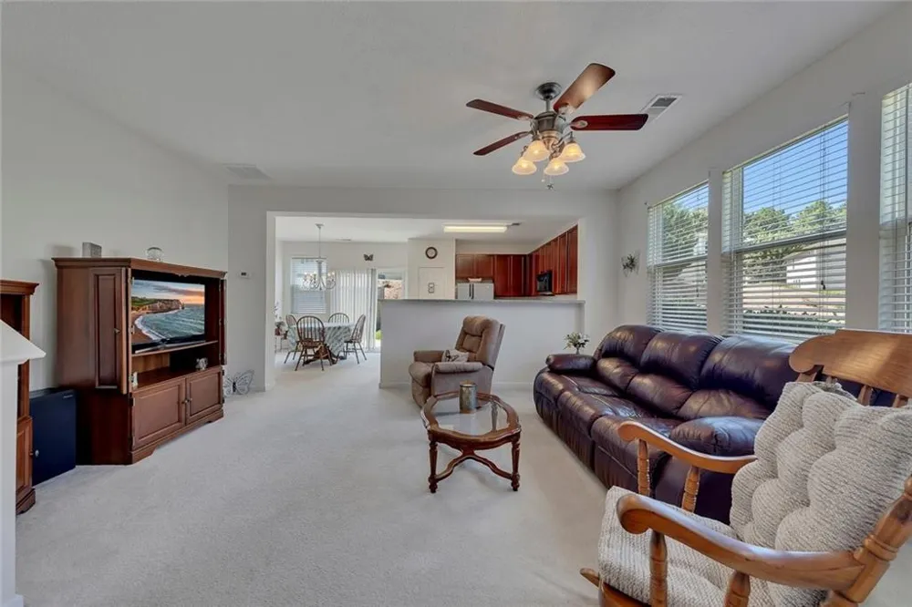 313 Oak Leaf Place Acworth, GA 30102