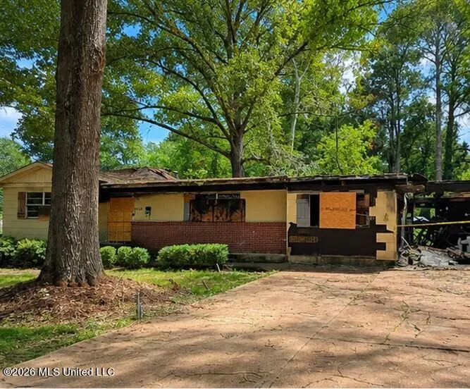 5548 Mimosa Drive Jackson, MS 39206